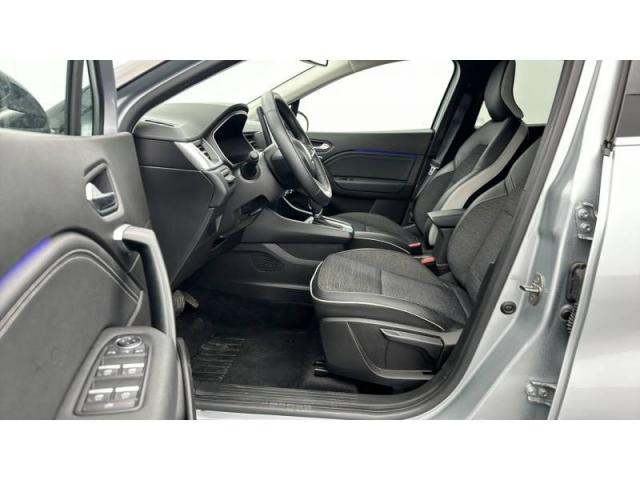 Renault Captur image 1