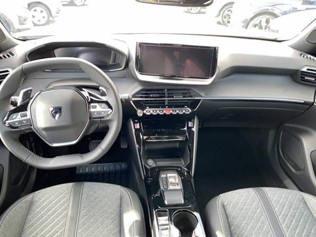 Peugeot 2008 image 7