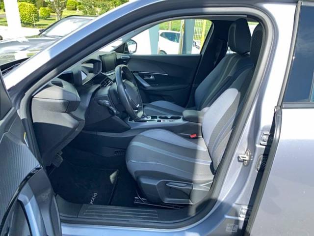 Peugeot 2008 image 7