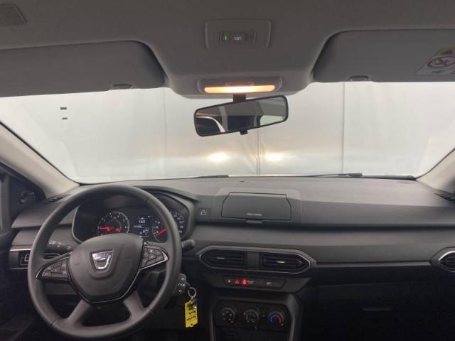Dacia Sandero image 2