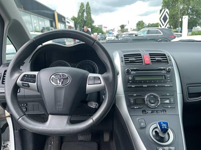 Toyota Auris image 7