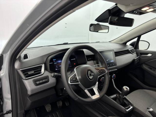 Renault Clio image 9