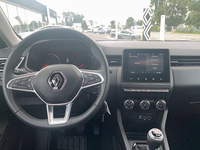 Renault Clio image 9