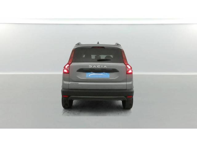 Dacia Jogger image 1