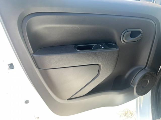 Renault Twingo image 8