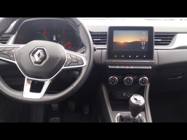 Renault Captur image 2