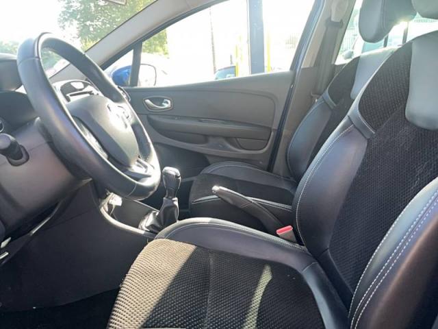 Renault Clio image 9