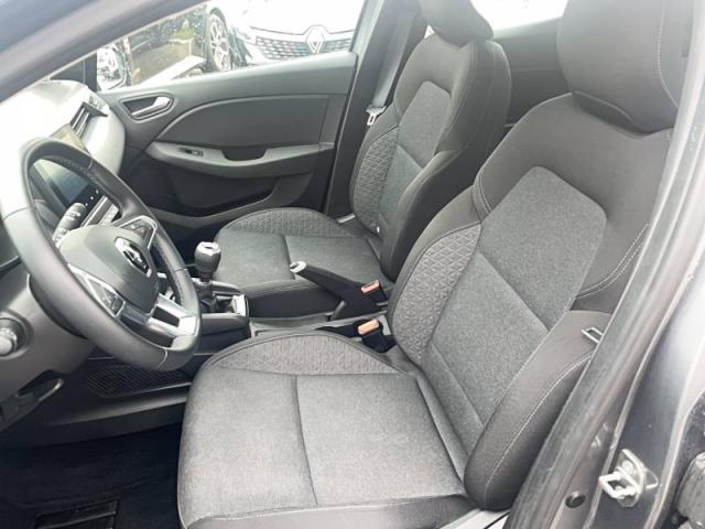 Renault Clio image 1