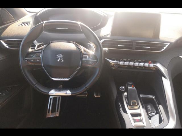Peugeot 5008 image 1