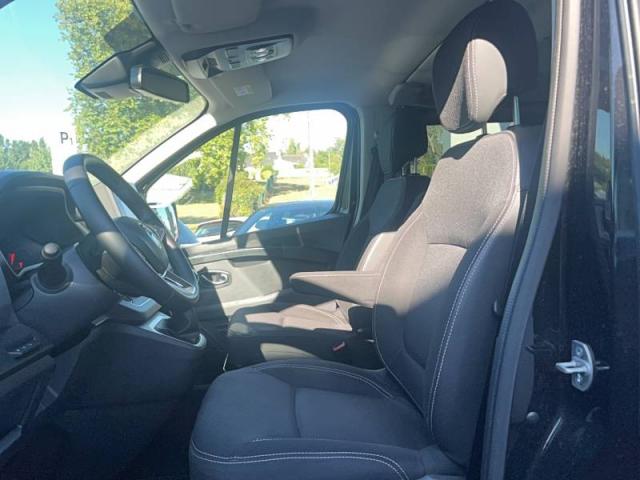 Renault Trafic image 9