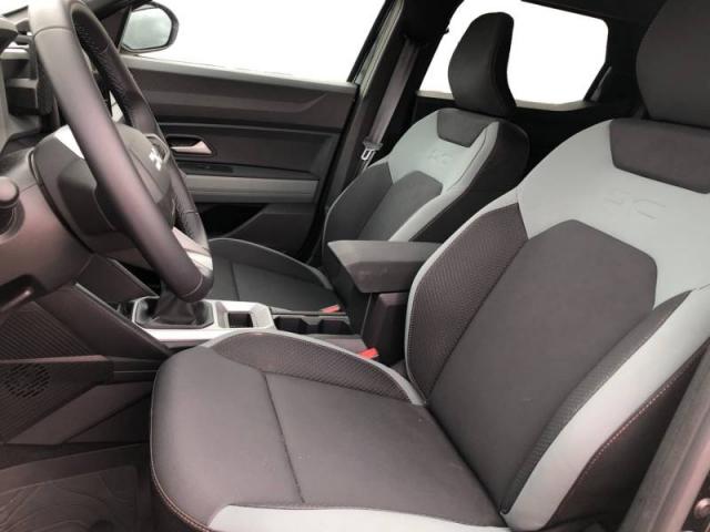 Dacia Duster image 8