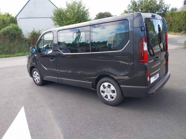 Renault Trafic image 1