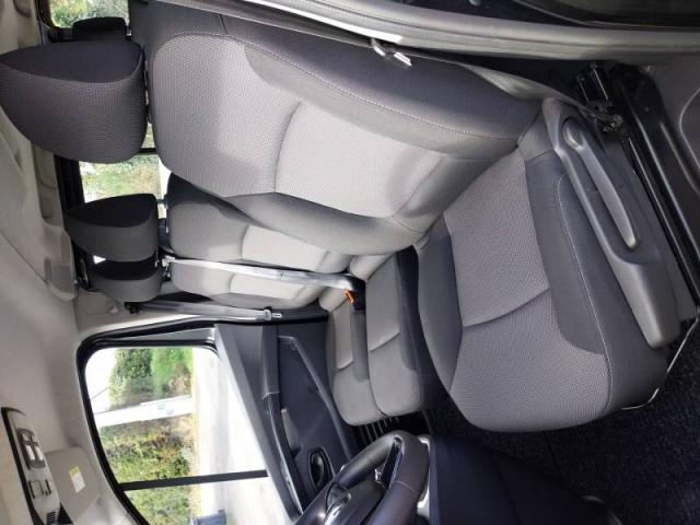 Renault Trafic image 4