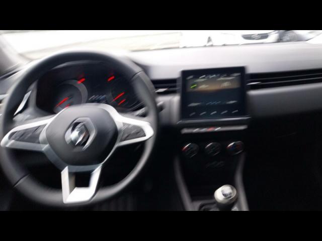 Renault Clio image 2