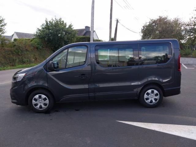 Renault Trafic image 8