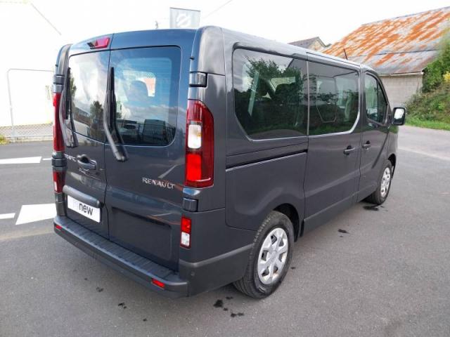 Renault Trafic image 2