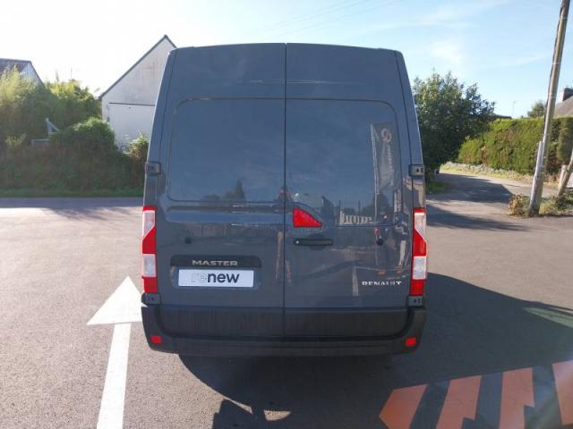Renault Master image 1