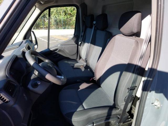 Renault Master image 8