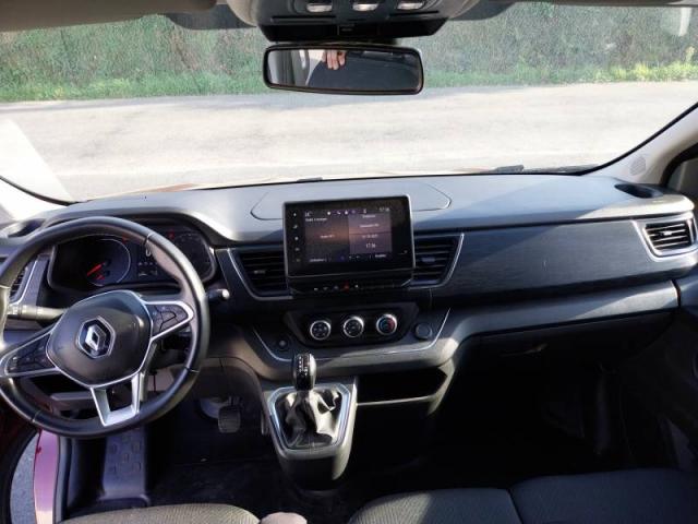 Renault Trafic image 8