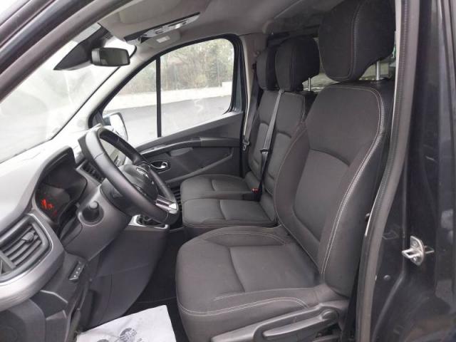 Renault Trafic image 3