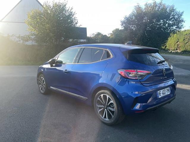 Renault Clio image 1