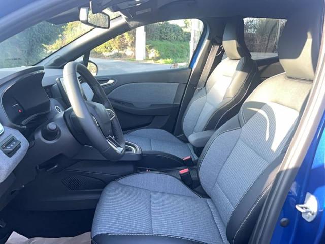 Renault Clio image 9