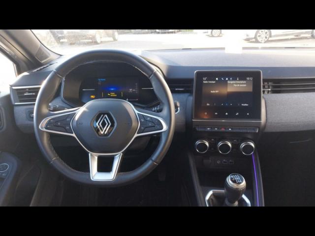 Renault Clio image 2
