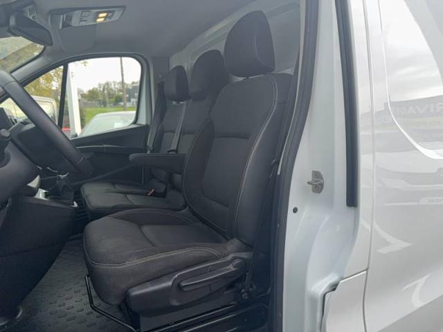 Renault Trafic image 4