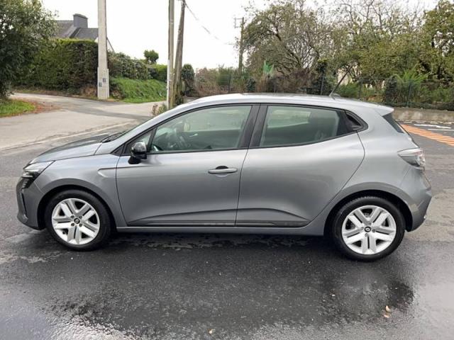 Renault Clio image 8
