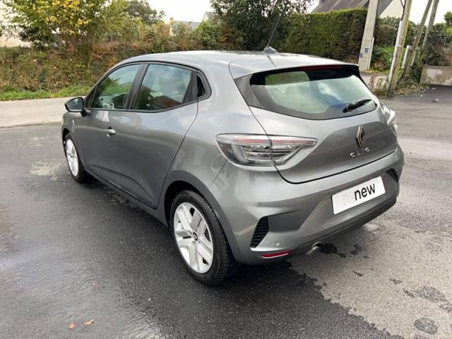 Renault Clio image 6