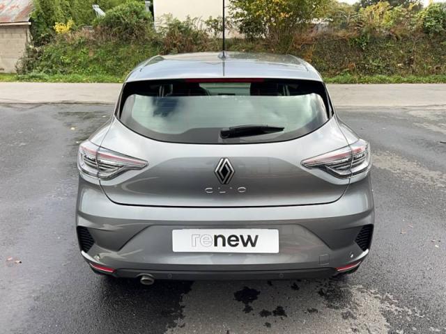 Renault Clio image 2