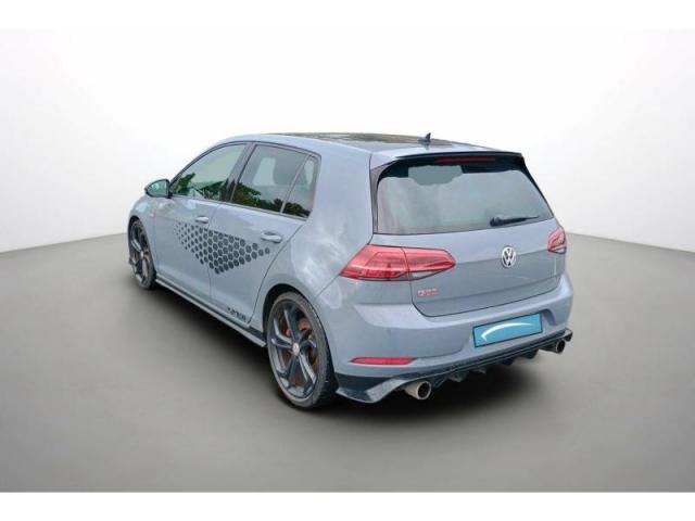 Volkswagen Golf image 6