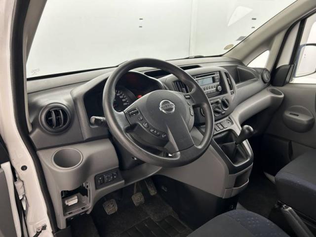 Nissan Nv200 image 1