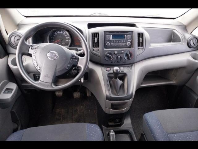 Nissan Nv200 image 8