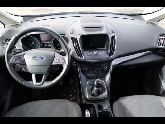 Ford C-Max image 6