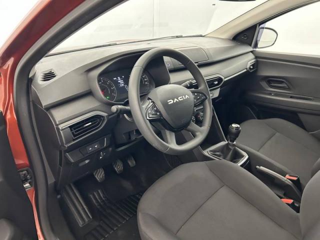 Dacia Jogger image 1