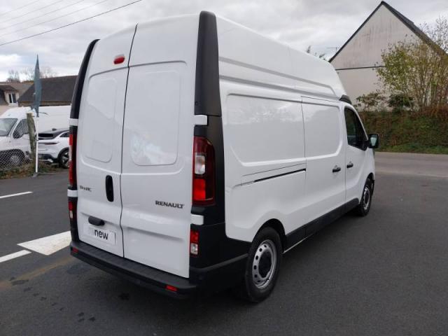 Renault Trafic image 1