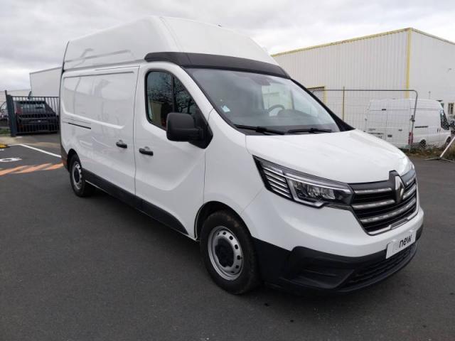 Renault Trafic image 3