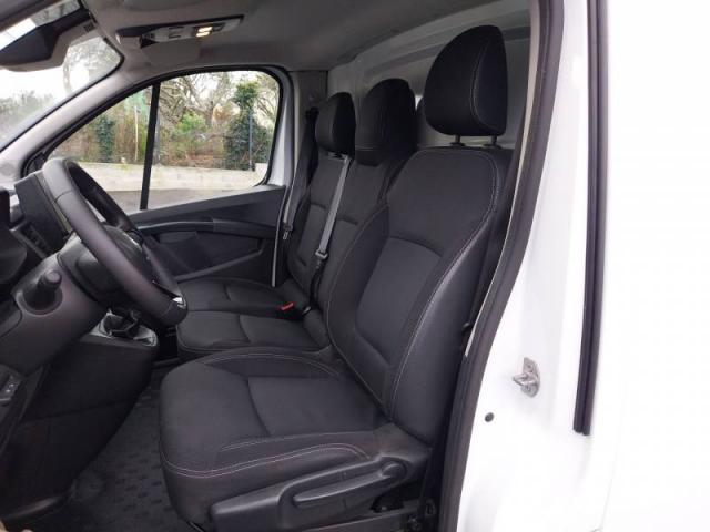 Renault Trafic image 7