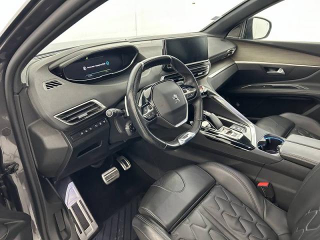 Peugeot 3008 image 2