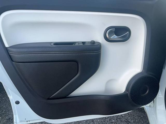 Renault Twingo image 9