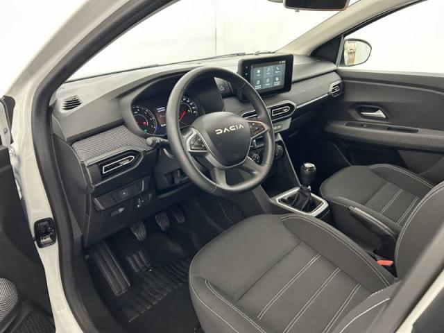 Dacia Jogger image 1
