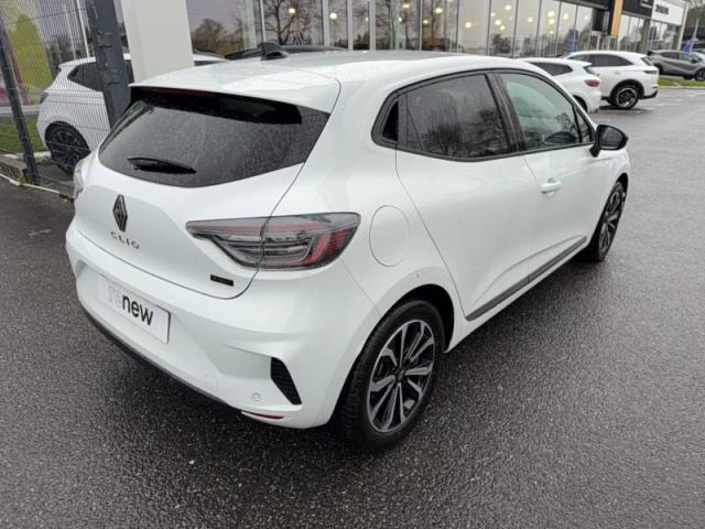 Renault Clio image 6