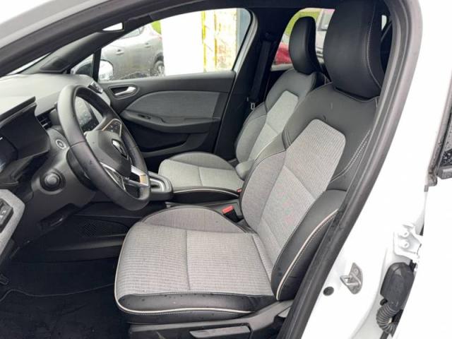 Renault Clio image 8