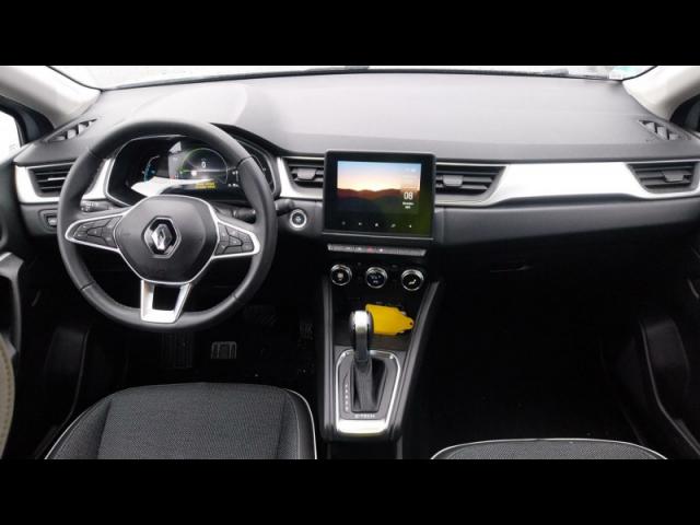 Renault Captur image 2