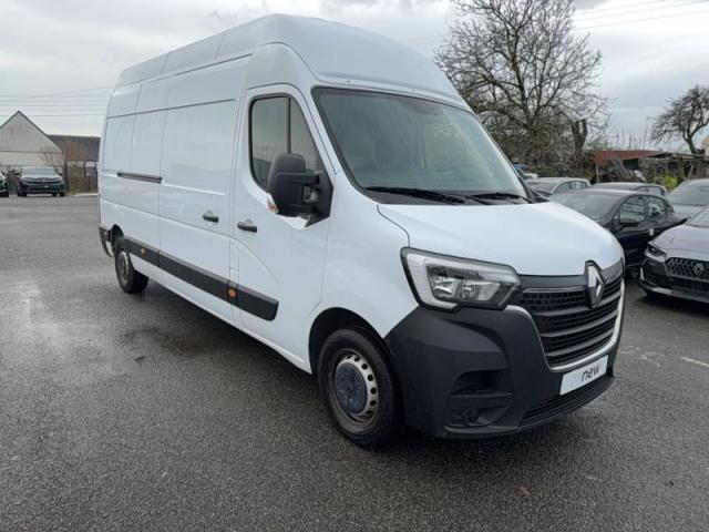 Renault Master image 2