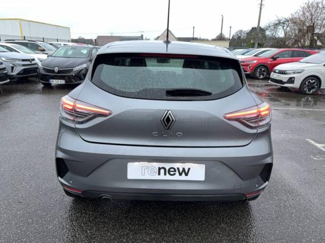 Renault Clio image 8