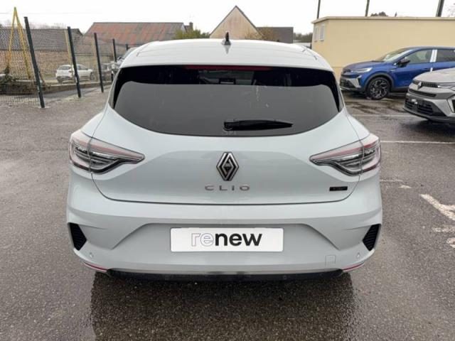 Renault Clio image 6