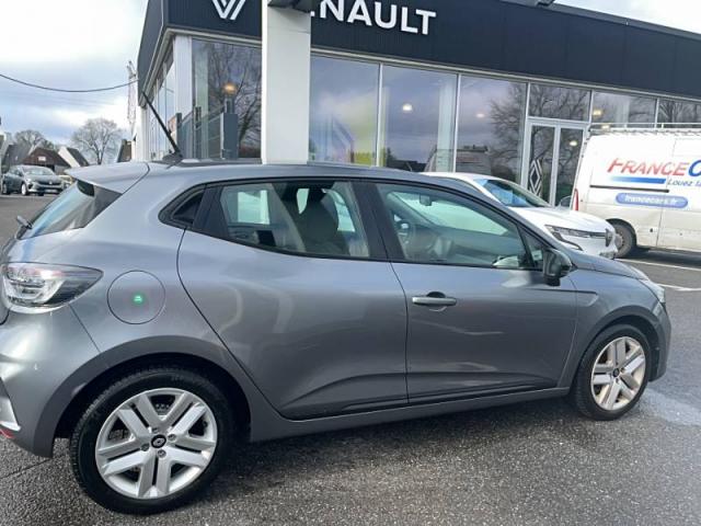 Renault Clio image 9