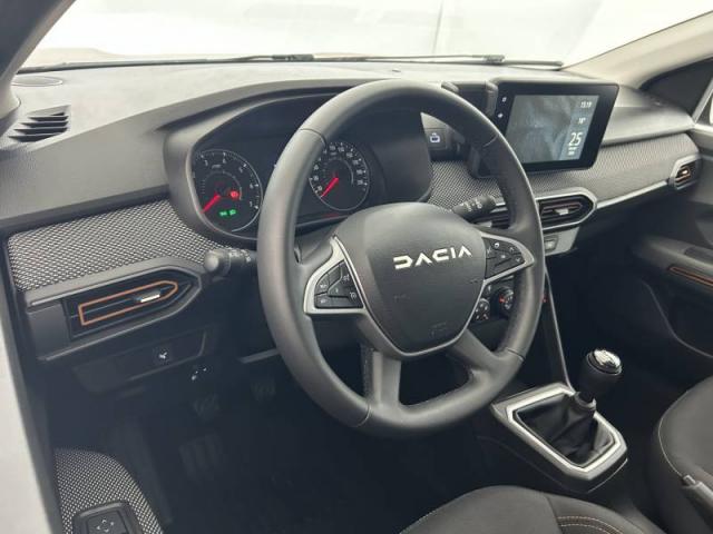 Dacia Sandero image 1